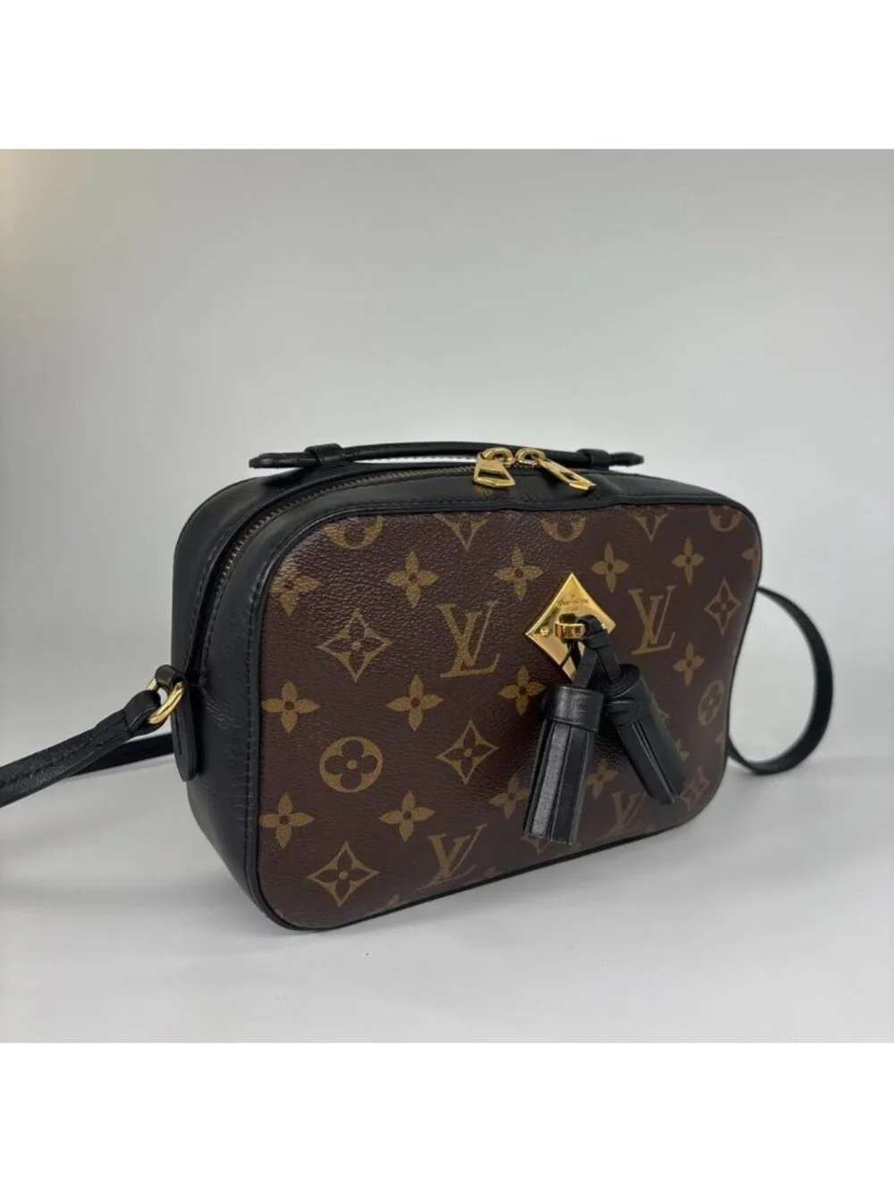 Louis Vuitton Super Shoulder Bag Monogram Saintonge Black